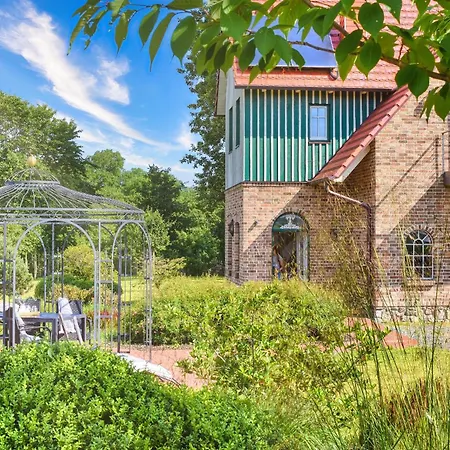 Bootshaus In Nadelitz Apartment